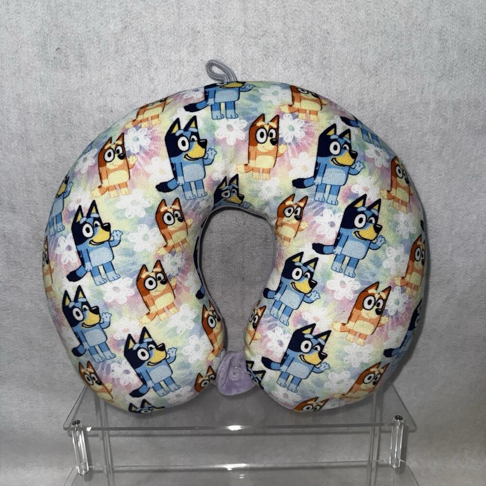EUC Bluey & Bingo Kids Travel Neck Pillow With Snap Closure Hanging Loop 13”x12”
